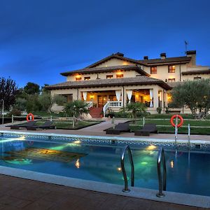 Hosteria De Guara